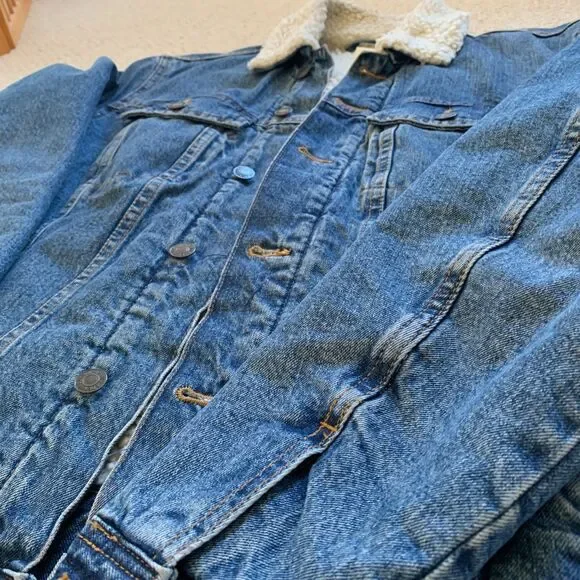 H&M Sherpa Borg Collar Denim Jacket Size S - Picture 5 of 9